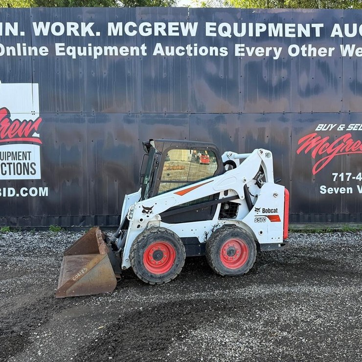 2017 BOBCAT S570
