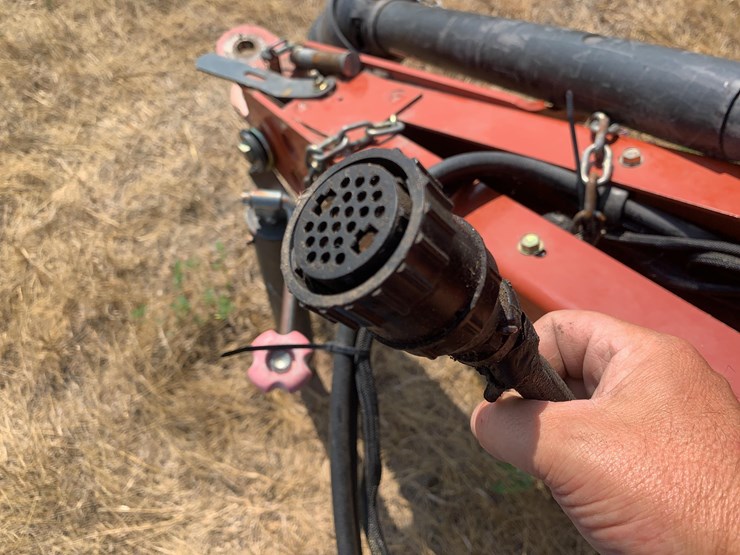 hesston-5156-image-13