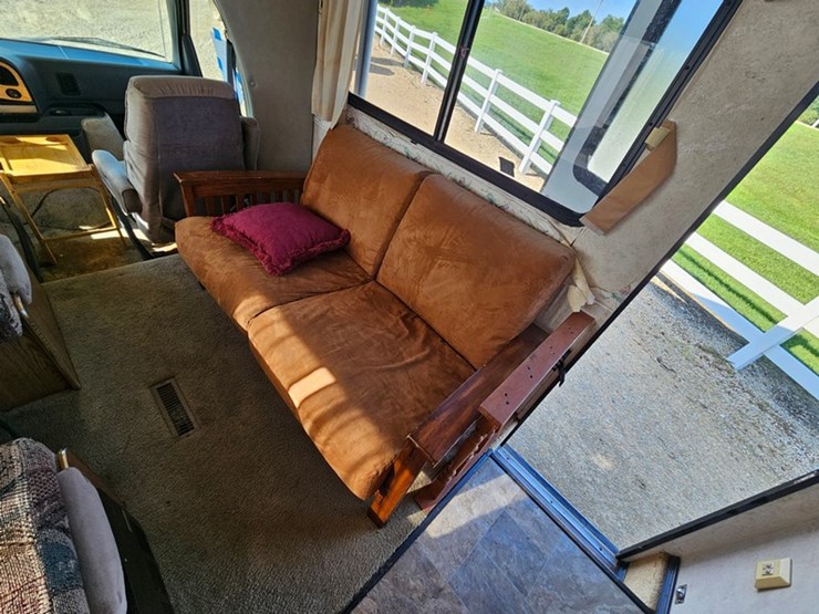 1994-ford-e350-image-12