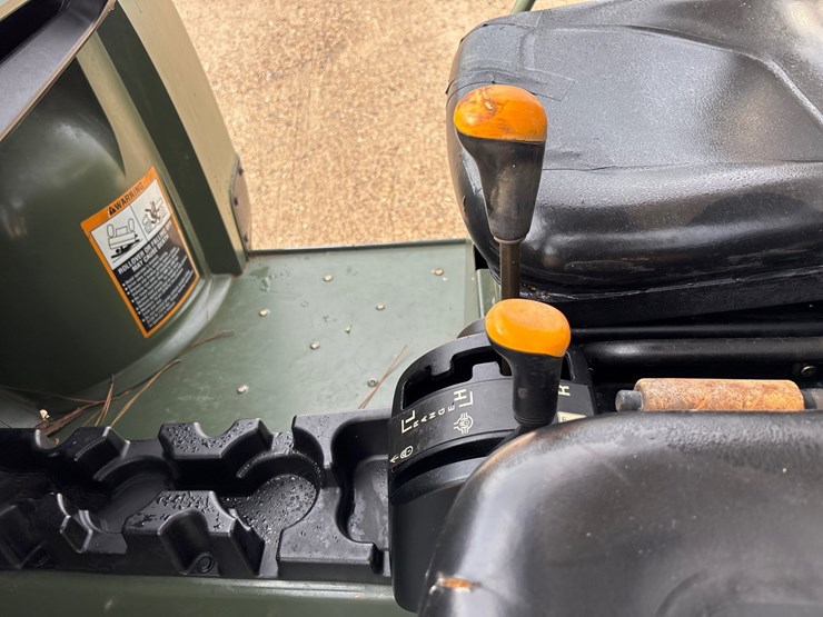 john-deere-gator-image-7