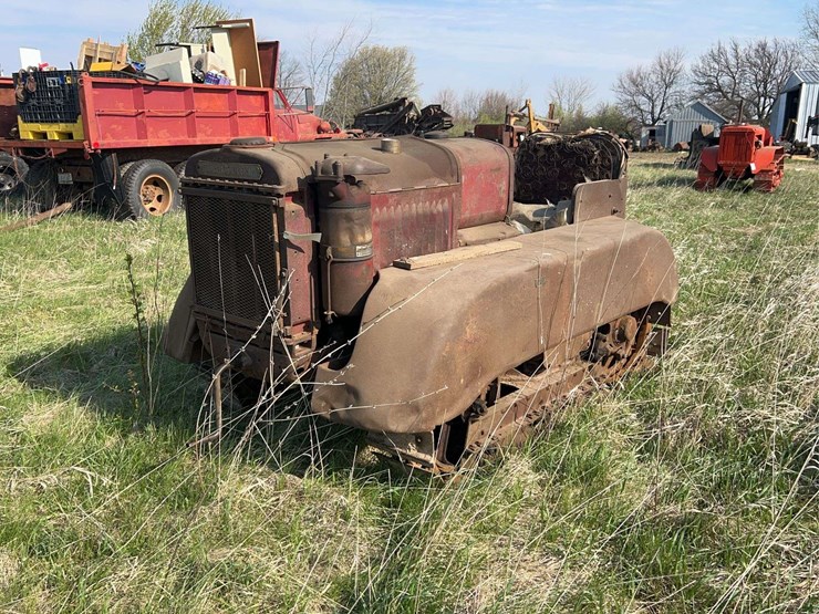 mccormick-deering-t20-crawler-image-1