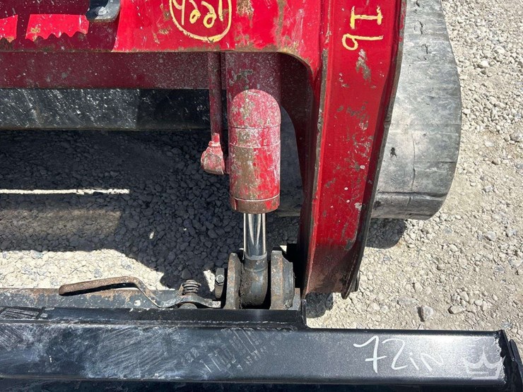 takeuchi-tl12r2-image-11