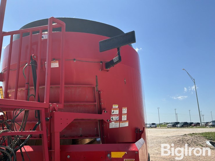2022-nde-22fs1200d-t/a-feed-mixer-wagon-image-15