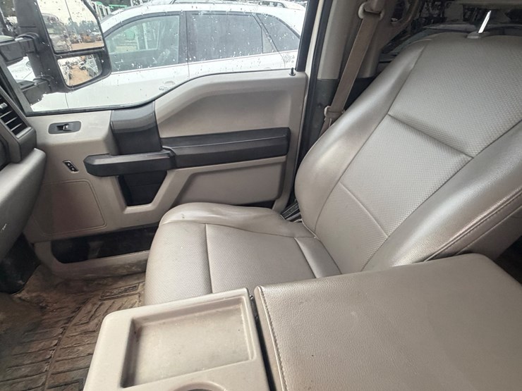 2017-ford-f250-image-37