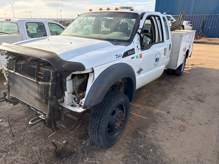 2013-ford-f550-image-1