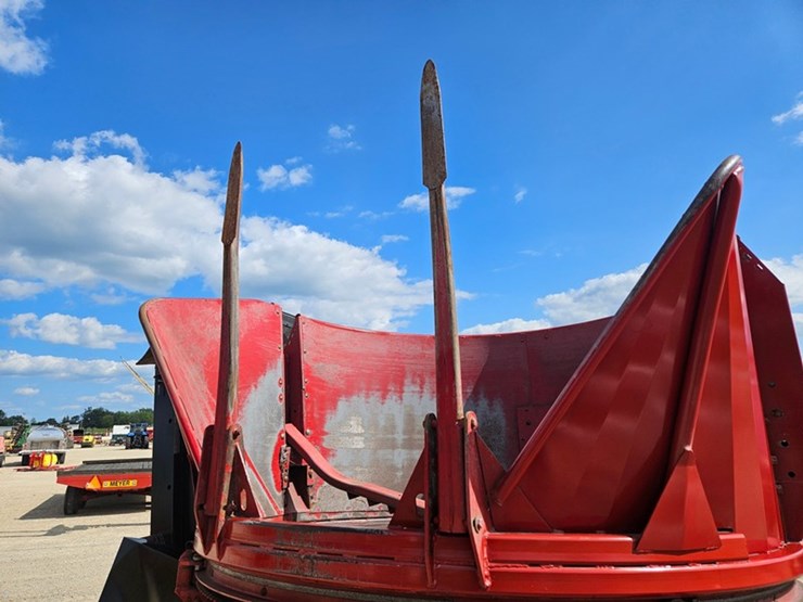 case-ih-8610-image-21