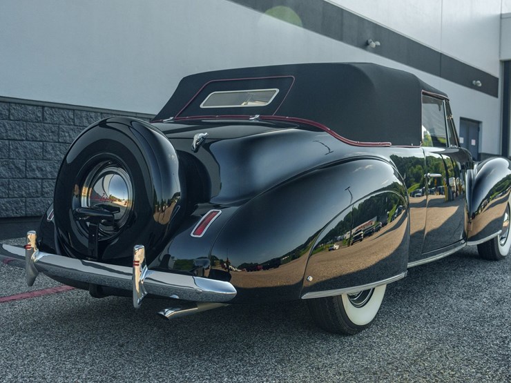 #112-•-offered-at-no-reserve-|-1940-lincoln-zephyr-continental-convertible-image-5