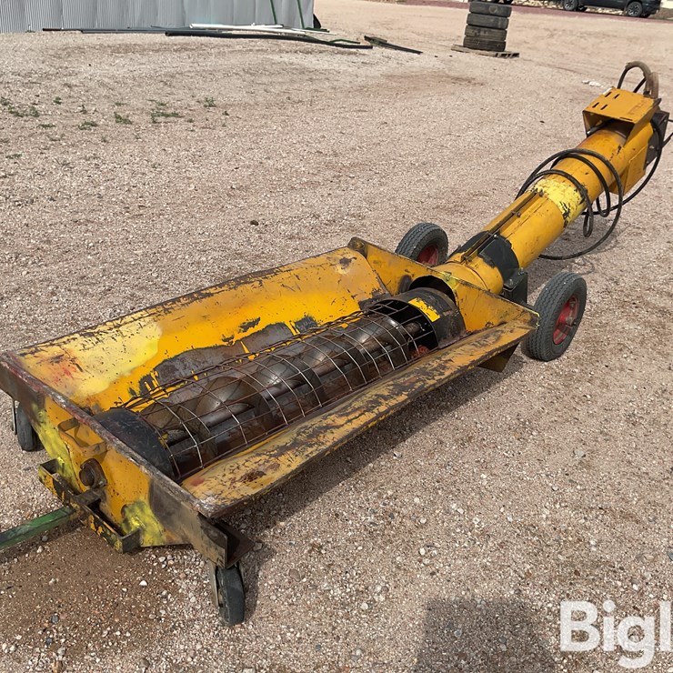 10” Hydraulic Swing Away Auger