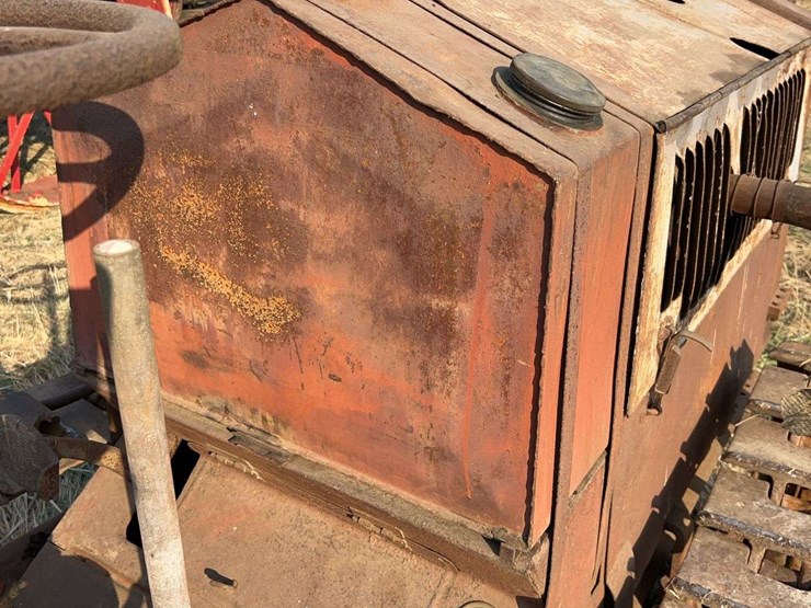cletrac-model-k-crawler-image-16