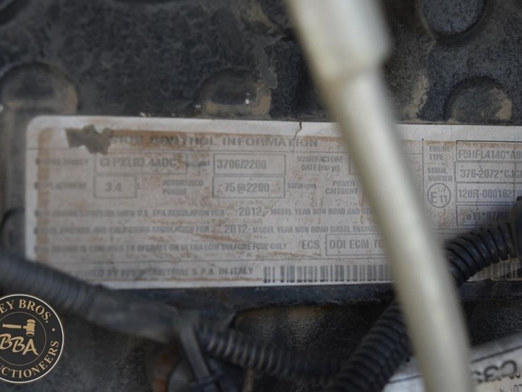 2014-caterpillar-th407c-image-41