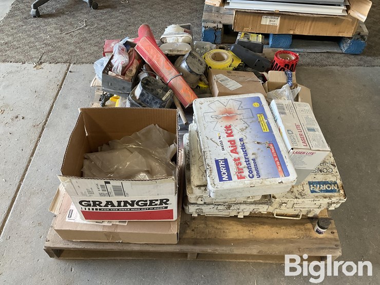 first-aid-kits,-caution-tape,-trailer-lights-image-4