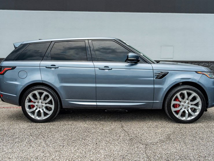 2022-land-rover-range-rover-image-4