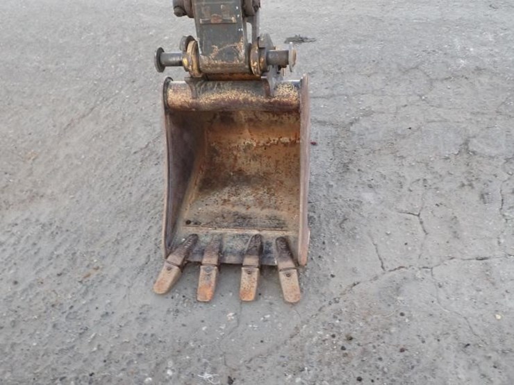 2023-deere-35g-image-7
