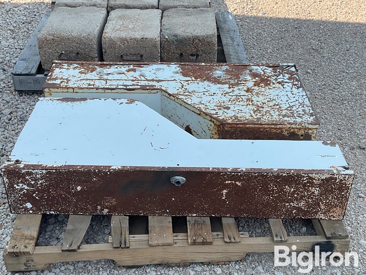 pickup-fender-mount-tool-boxes-image-2