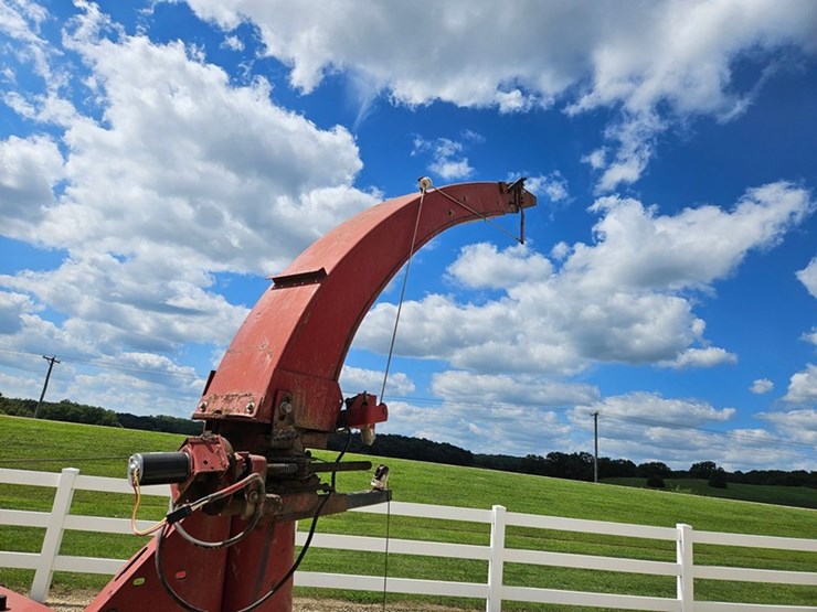 new-holland-900-image-28