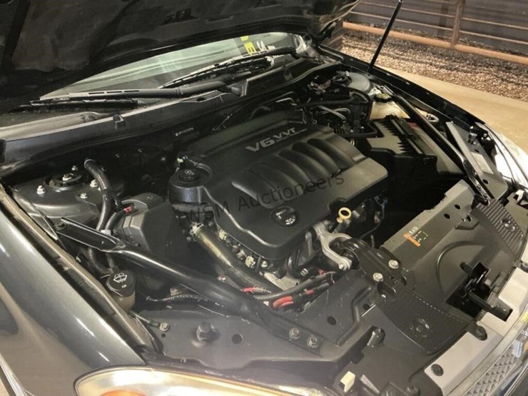 2013-chevrolet-impala-sdn-image-11