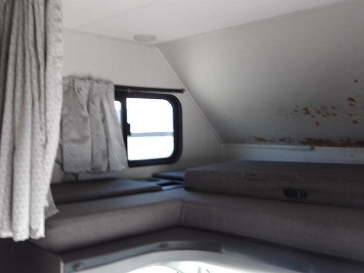 2021-ford-e450-image-79