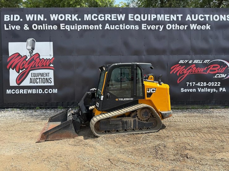 2024-jcb-3ts-8t-image-1