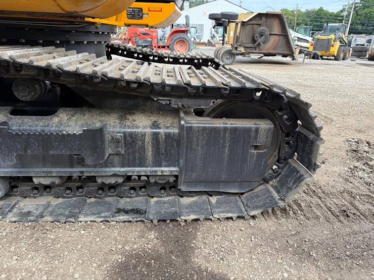 2021-jcb-js160n-lc-image-12