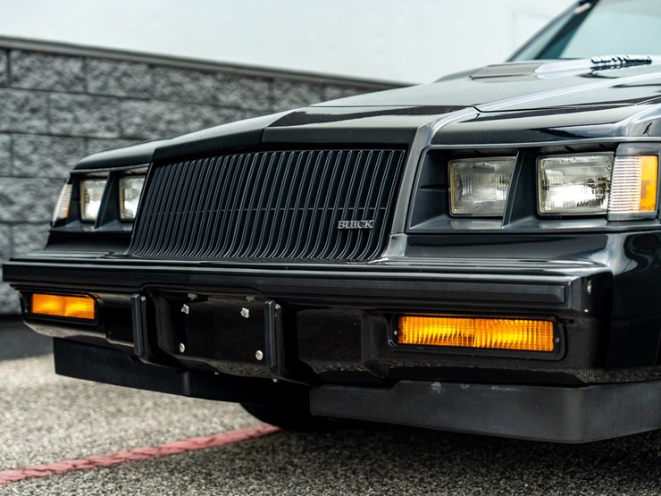 #113-•-1987-buick-grand-national-image-22