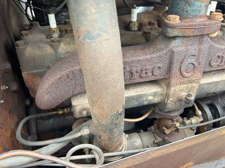 cletrac-25-crawler-image-17