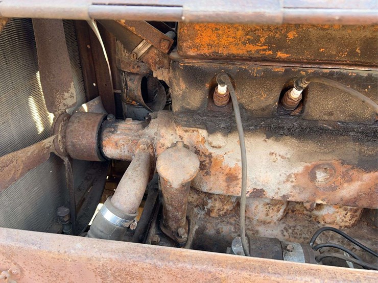 cletrac-model-k-crawler-image-25