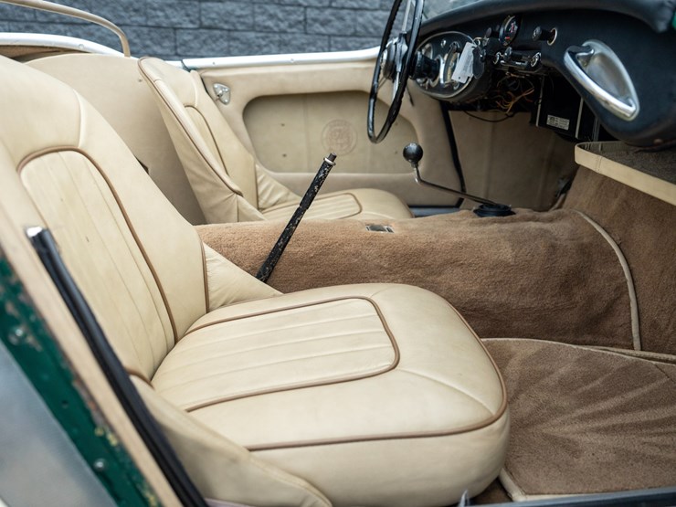 #108-•-offered-at-no-reserve-|-1961-austin-healey-3000-mark-i-image-68