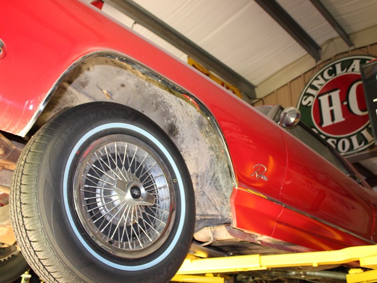#143-•-1964-buick-riviera-image-8