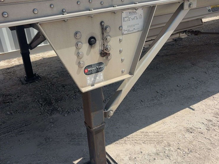 2019-wilson-hopper-bottom-image-9