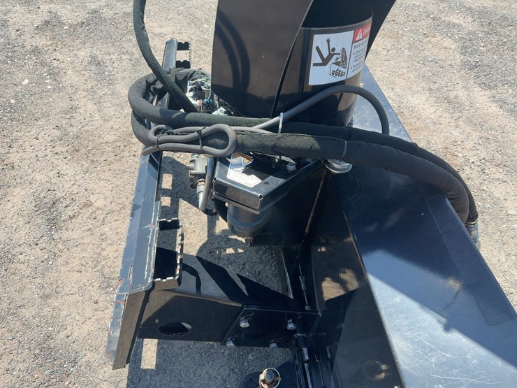 erskine-72"-snow-blower-image-8