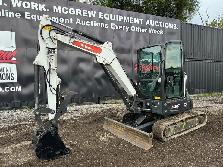2023-bobcat-e35i-image-2