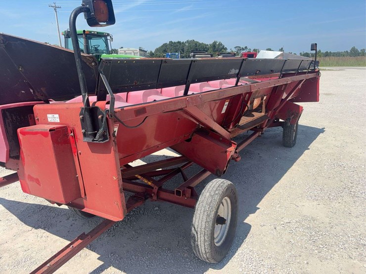 case-ih-1083-image-2