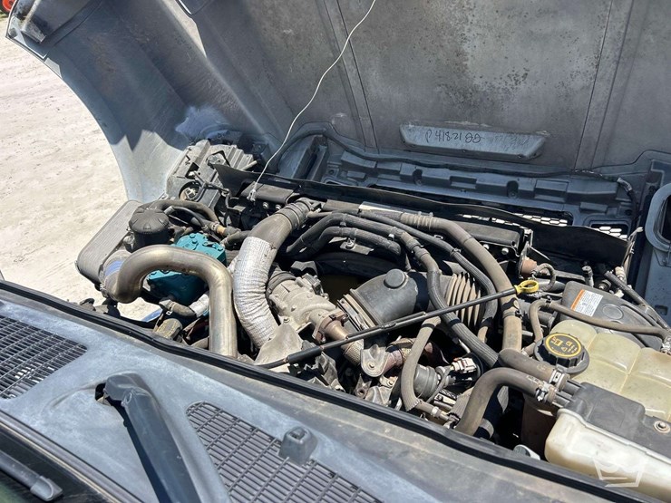 2022-ford-f750-image-6
