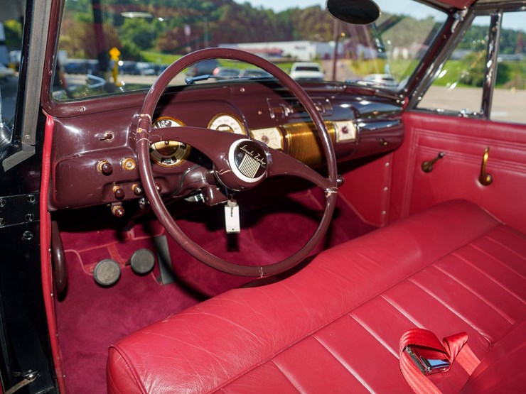 #112-•-offered-at-no-reserve-|-1940-lincoln-zephyr-continental-convertible-image-64