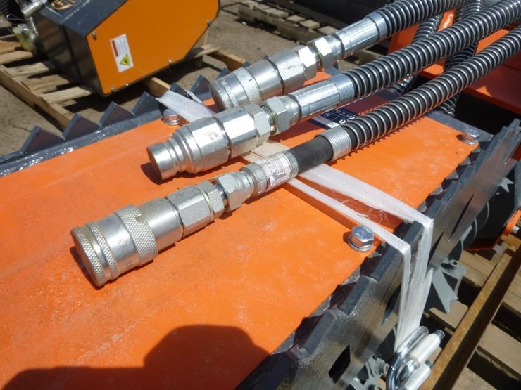 caterpillar-306-image-6