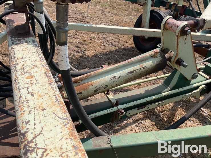 flex-king-anhydrous-ammonia-applicator-image-17