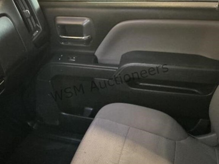 2015-chevrolet-silverado-1500-image-21