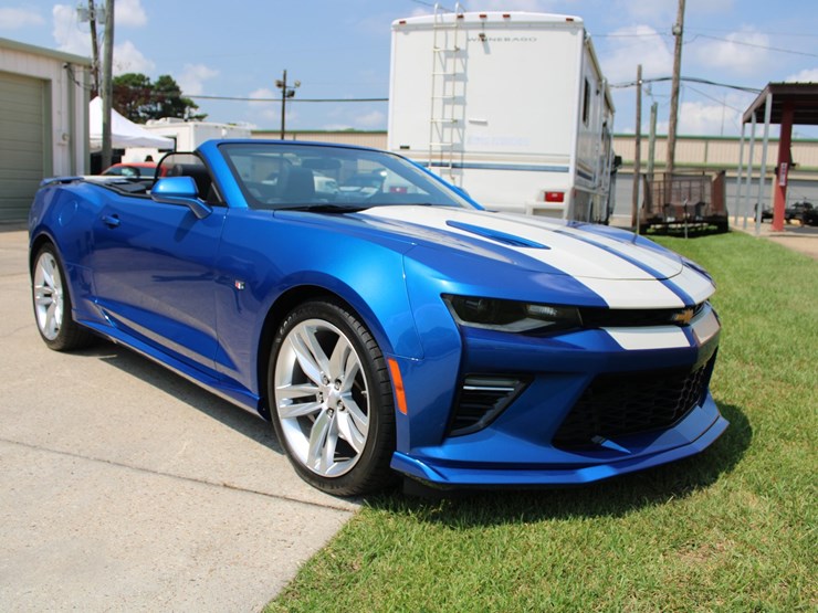#147-•-offered-at-no-reserve-|-2017-camaro-ss-convertible-image-1