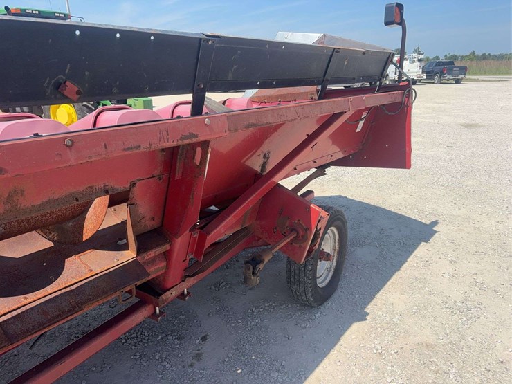 case-ih-1083-image-5
