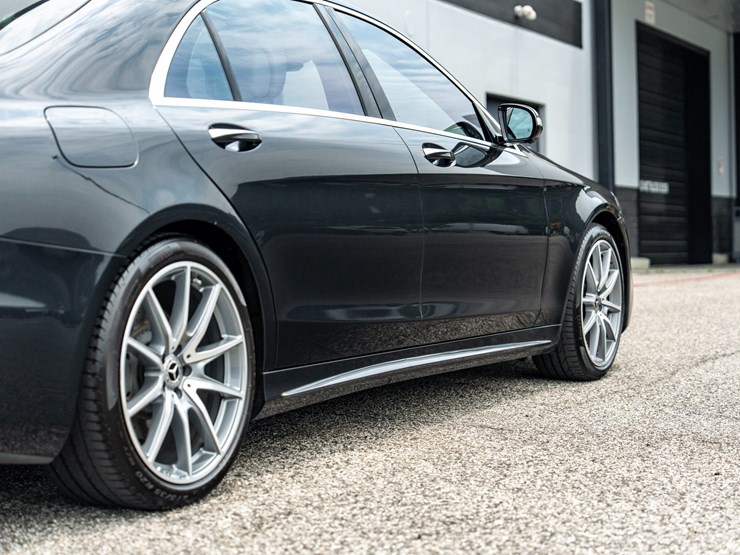 #103-•-2020-mercedes-benz-s560-sedan-image-27