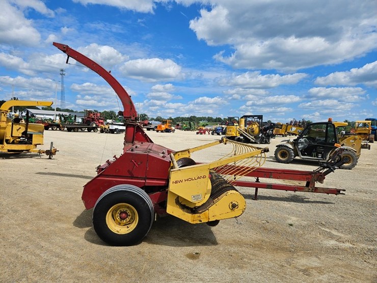 new-holland-900-image-6