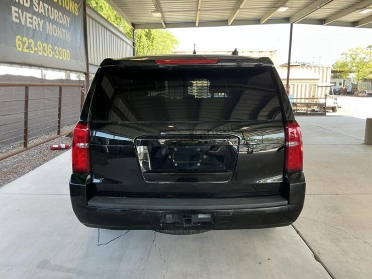 2019-chevrolet-tahoe-image-6
