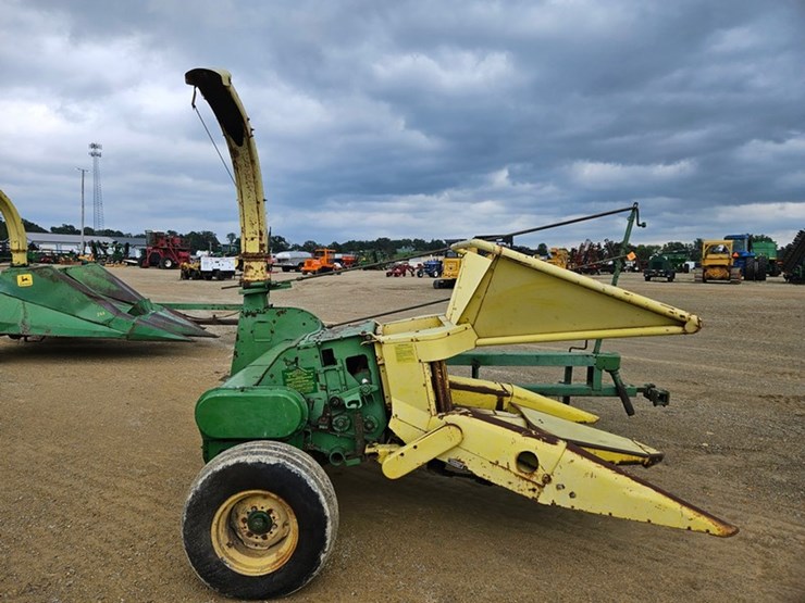 john-deere-3800-image-6