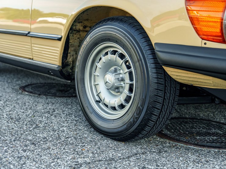 #122-•-offered-at-no-reserve-|-1980-mercedes-benz-450sl-convertible-image-37