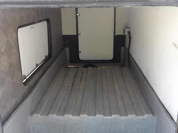 2021-ford-e450-image-24