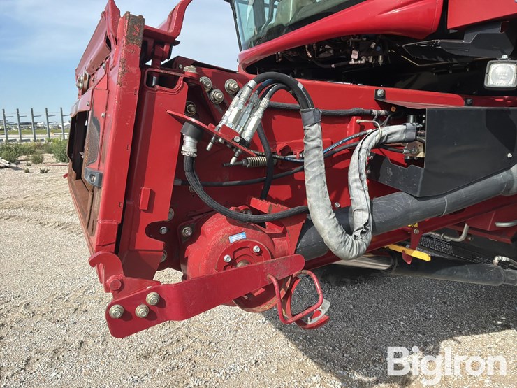 2016-case-ih-8240-image-10