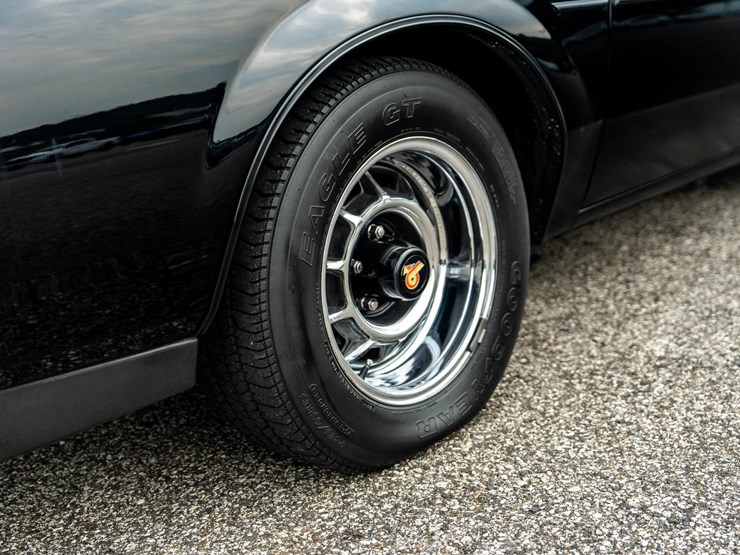 #113-•-1987-buick-grand-national-image-21