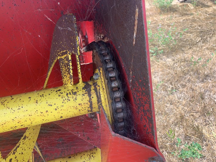 farm-king-snowblower-image-13