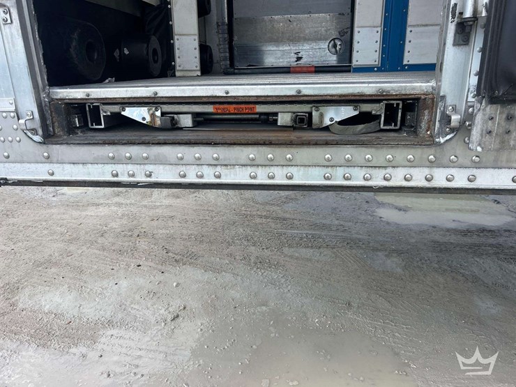 2015-utility-3000r-image-16