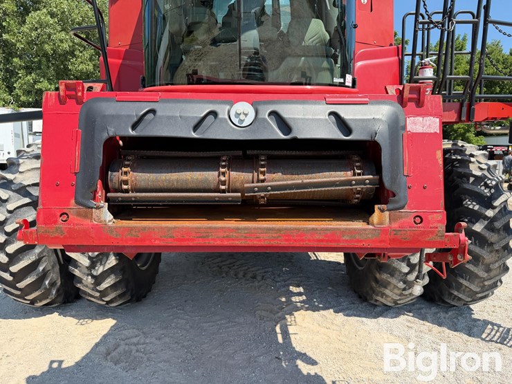 2007-case-ih-7010-image-11